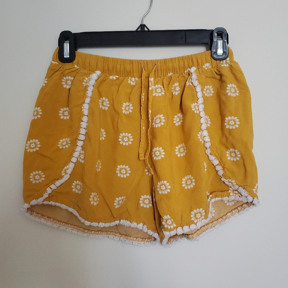 Summer Yellow Flower Shorts
